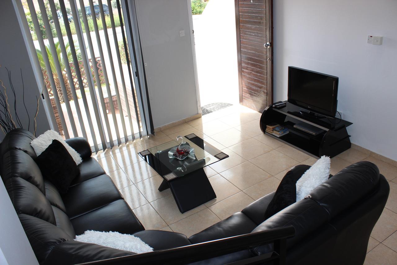 Diana Townhouse 2 Leilighet Paphos Eksteriør bilde